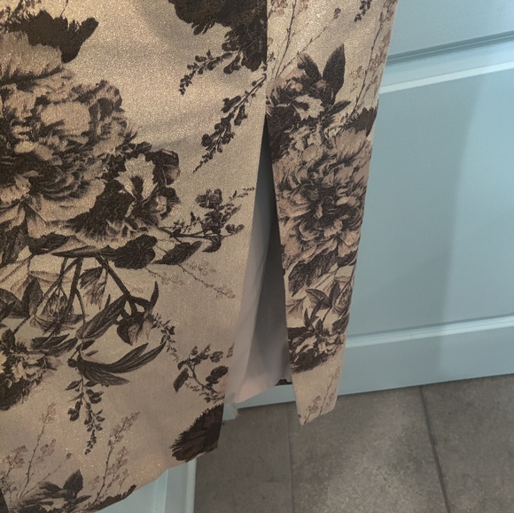 Karen Millen Gold Jacquard cocktail dress, size 10 - Picture 4 of 7